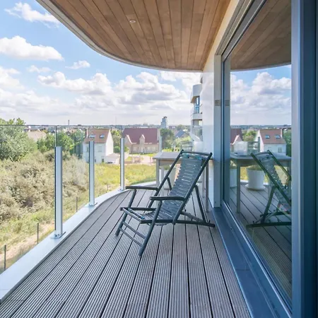 Cozy With Sunny Terrace