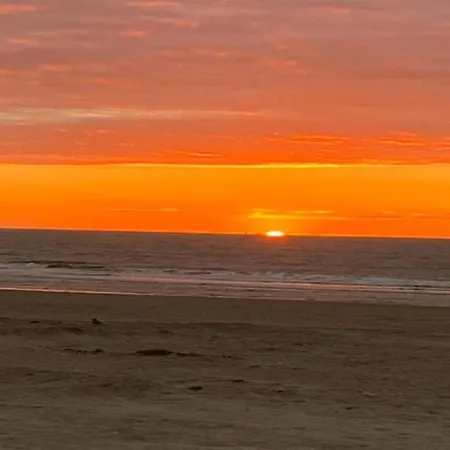 In Near & Dunes * Ostend